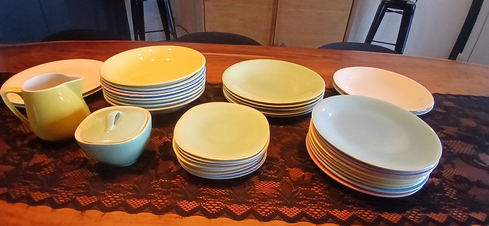 Lot assiettes boch 36 pièces, Enlèvement