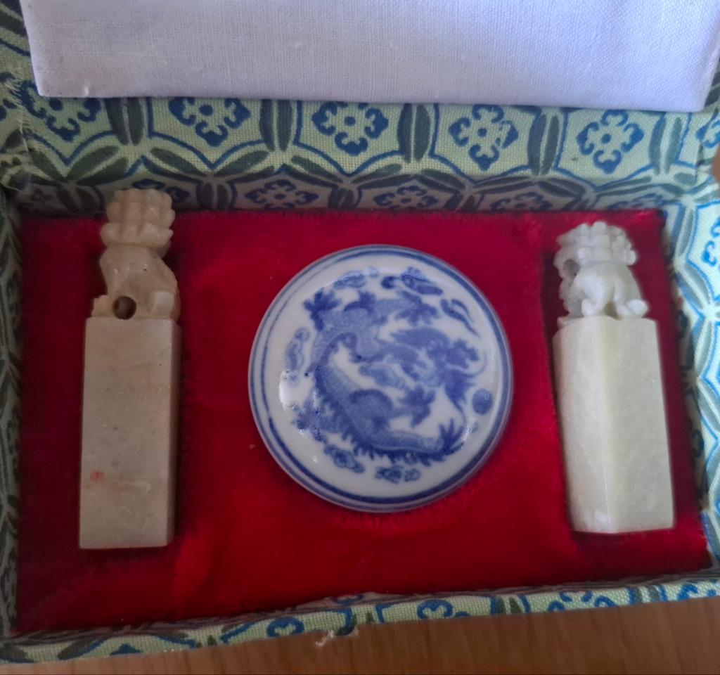 Chinees stempeldoosje, Verzamelen, Poppenhuizen en Toebehoren, Ophalen, Zo goed als nieuw