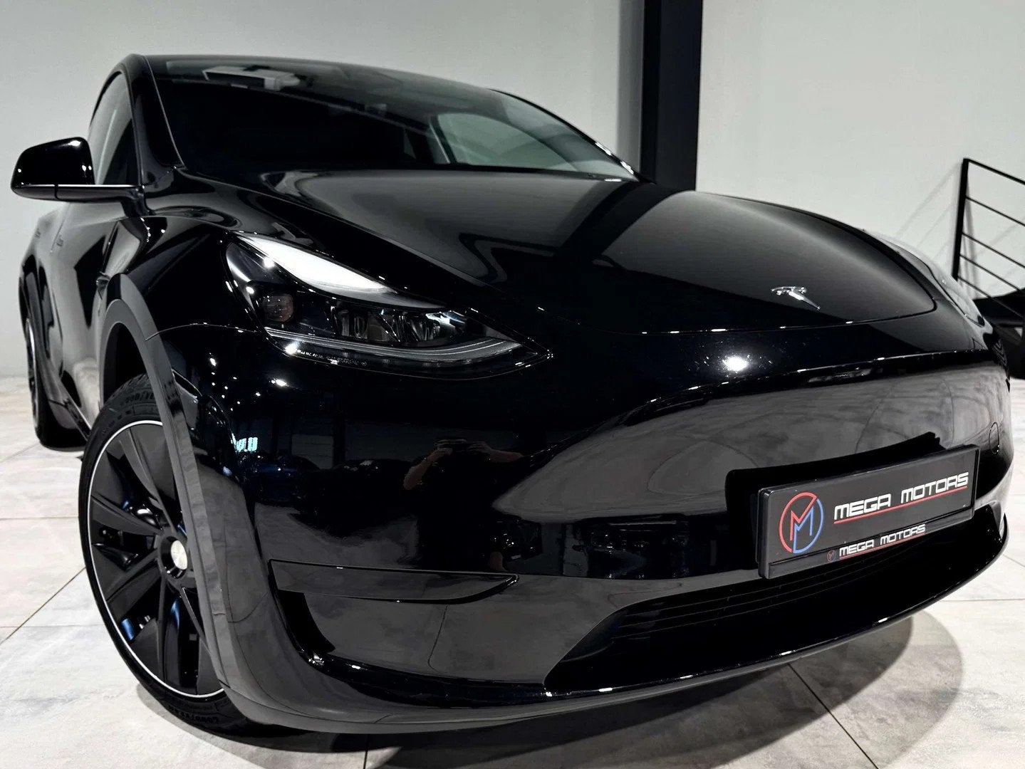 Tesla Model Y 320CV SR+ ! 69.700KM ! 1ER PROPRiO ! DiSPONiBL, Autos, Cuir, Entreprise, Noir, 5 portes