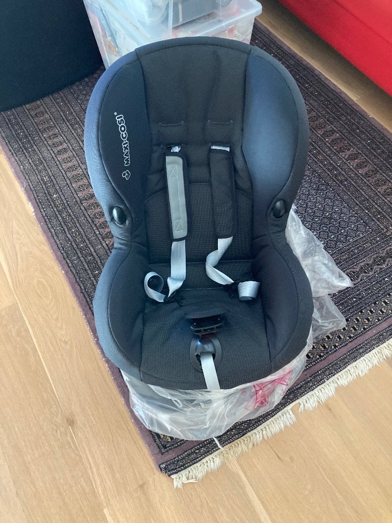 Maxicosi, Neuf, Enlèvement, Ceinture de sécurité ou Isofix, 9 à 18 kg