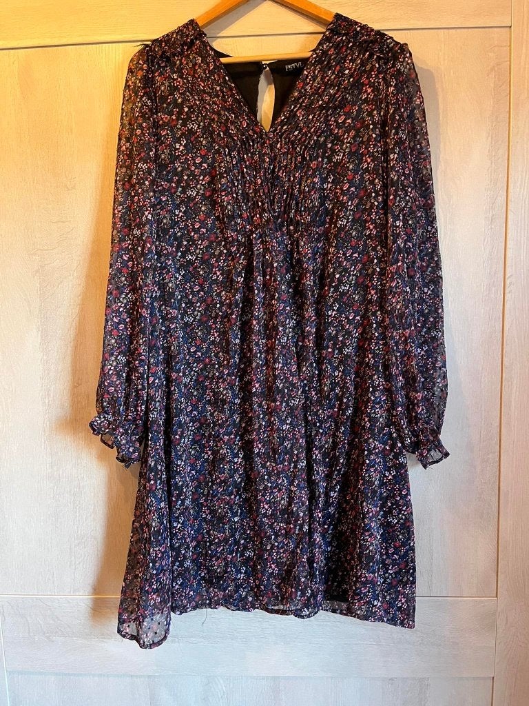 pakket 100 stuks dameskleding paprika, bel bo maat 50, Ophalen, Maat 46/48 (XL) of groter