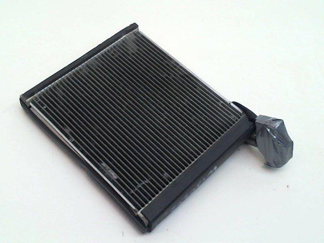 AIRCOVERDAMPER Toyota Auris (E15) (01-2006/09-2012), Gebruikt, Toyota