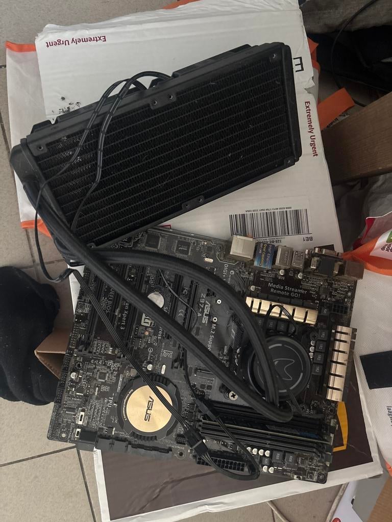 Lot composant pc, Computers en Software, Videokaarten, Zo goed als nieuw, Ophalen