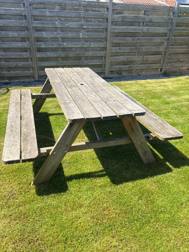 Houten picknicktafel, Ophalen, Gebruikt, Hout