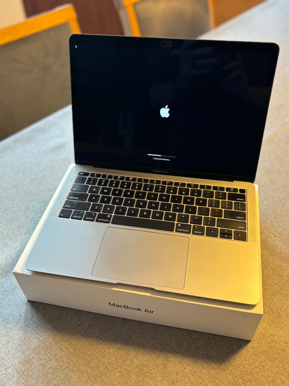 MacBook Air 2018 - 13” Retina - Comme neuf, Computers en Software, Ophalen, Qwerty, 8 GB, 13 inch