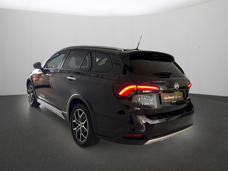 Fiat Tipo Station Wagon Cross 1.5 Hybrid 130, Auto's, Stof, Zwart, 4 cilinders, Zwart