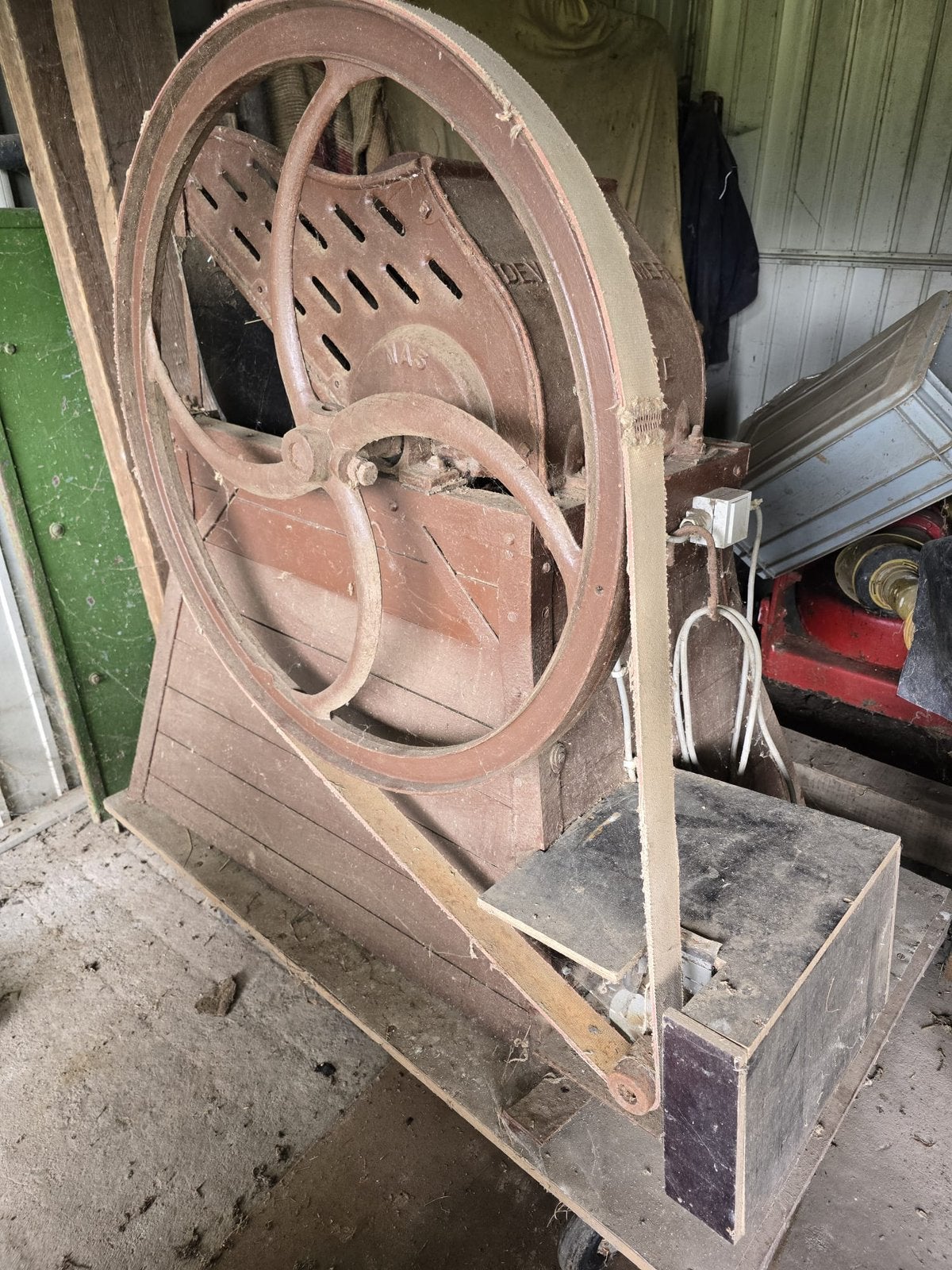 Bietenmolen met motor, Antiek en Kunst, Ophalen