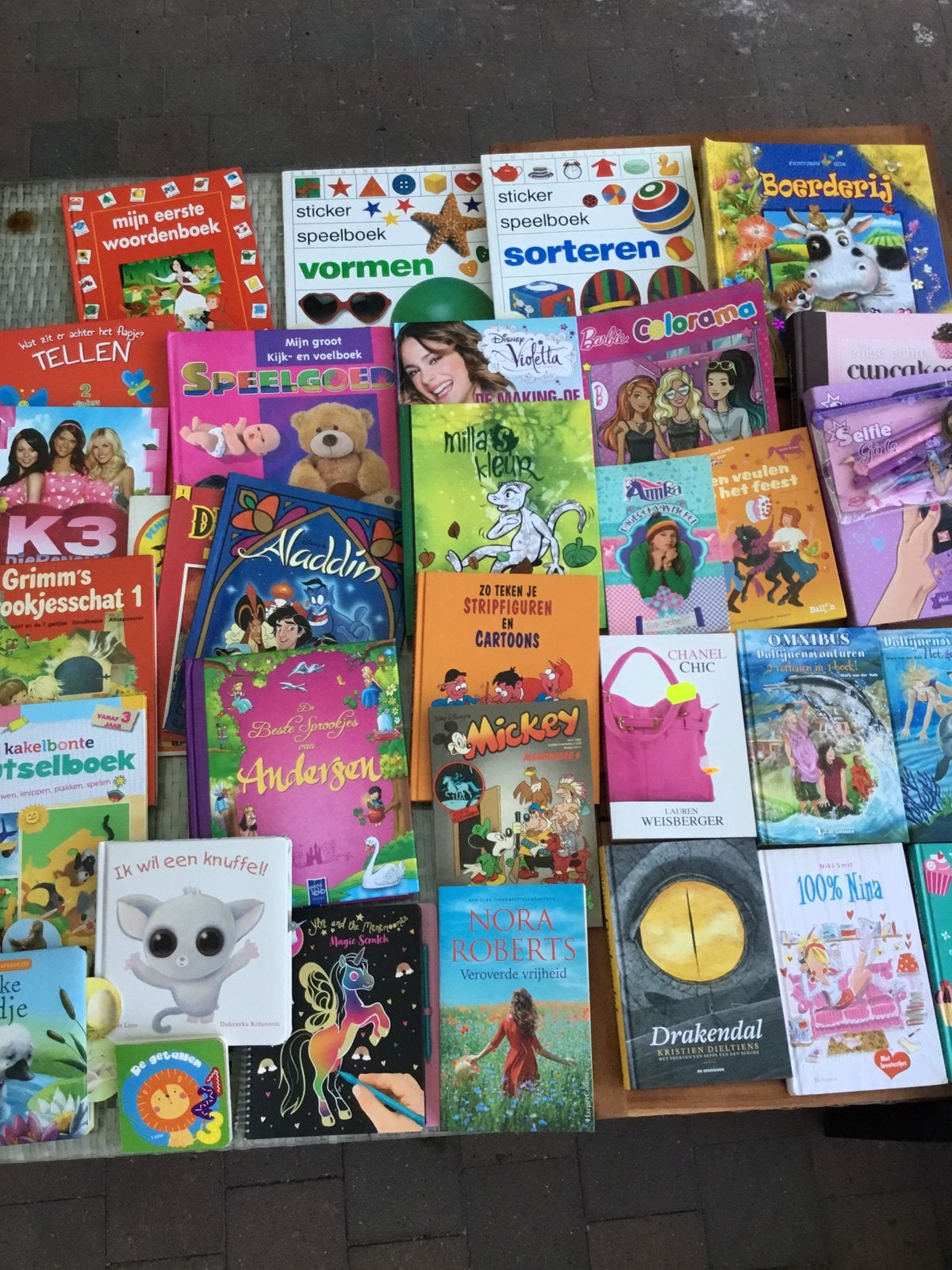Lot 33 boeken, Enlèvement, Comme neuf