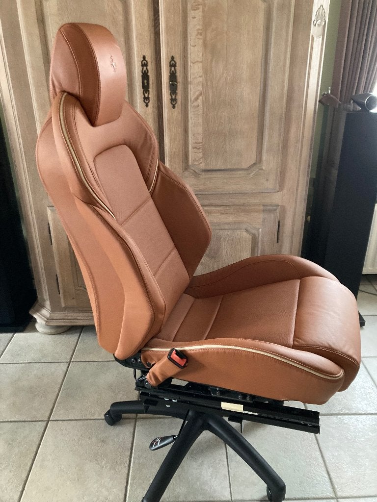 Ferrari FF12 stoel collecter, Ophalen, Gereviseerd, BMW