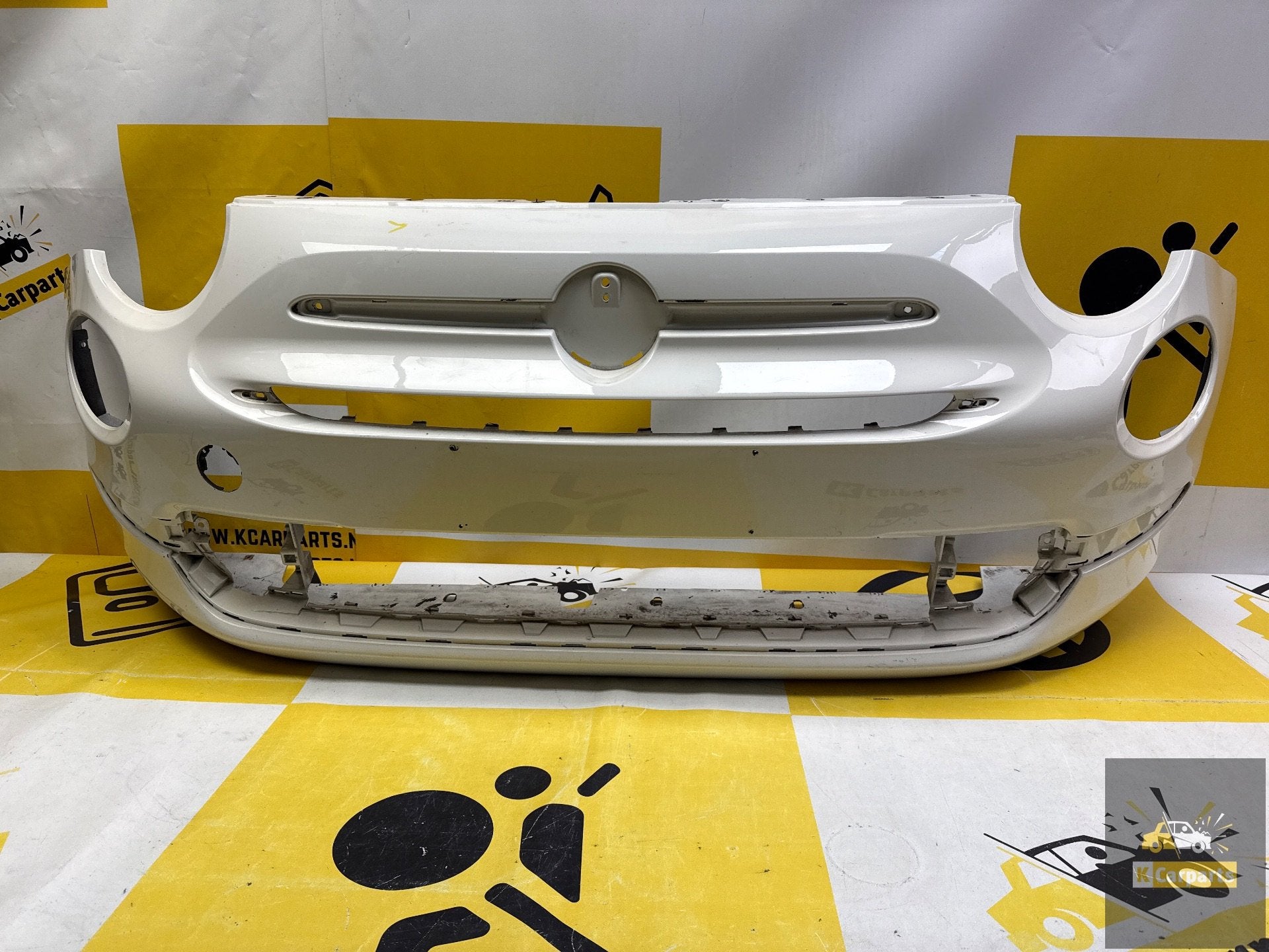 Voorbumper Fiat 500 ORIGINEEL Bumper 735426888, Gebruikt, Voor, Stellantis Europe S.p.A., Info@stellantis.com