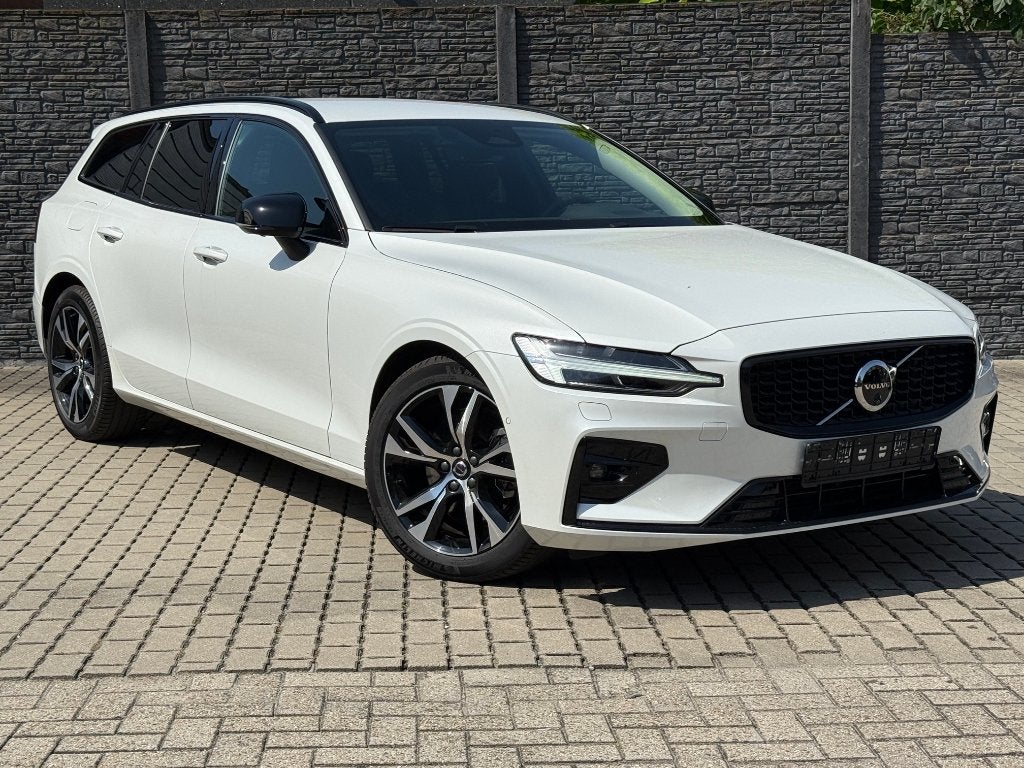 Volvo V60 B4 Plus Dark Automaat "360 Camera/Leder/ACC", Auto's, Volvo, 4 deurs, 145 kW, Lichtsensor, 1969 cc