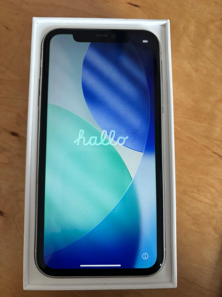 Iphone 11 - 128GB met nieuwe batterij, Telecommunicatie, Mobiele telefoons | Apple iPhone, Ophalen, Zo goed als nieuw, IPhone 11