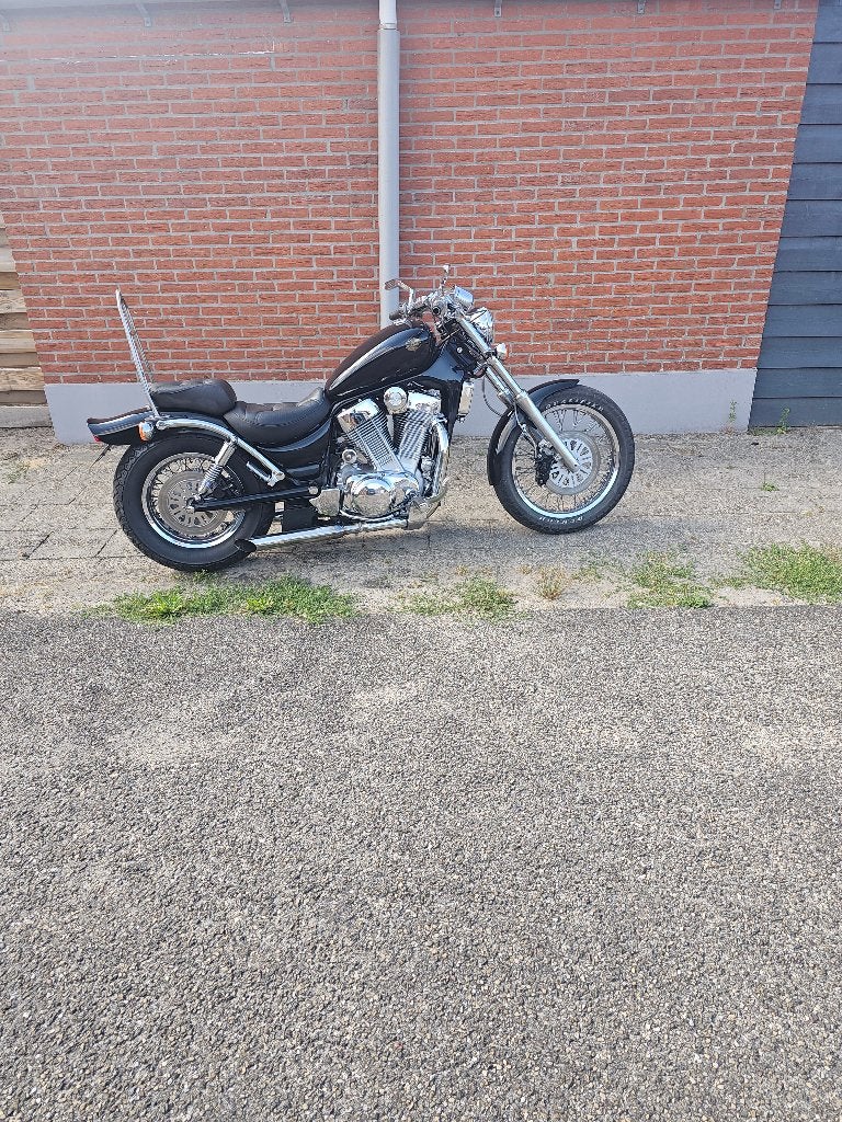 Suzuki Intruder VS1400, Motoren, Particulier