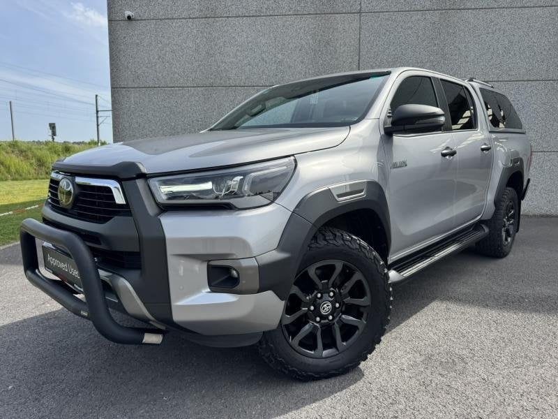 Toyota Hilux 2.8 204hp 6AT INVINCIBLE Seulement 22 496 KM !, Auto's, Automaat, Overige kleuren, Parkeersensor, Diesel