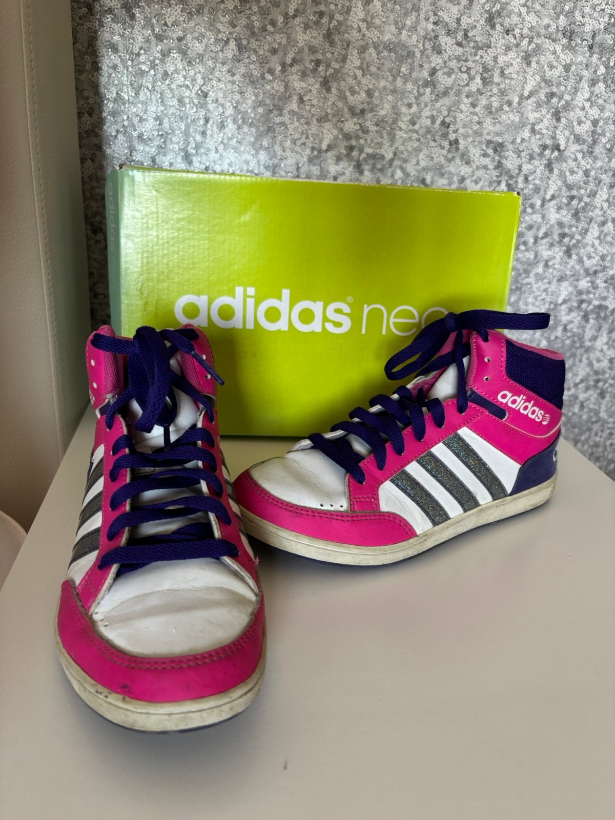 Adidas hoge sneakers paars/roze, Kleding | Dames, Wit, Ophalen of Verzenden, Sneakers, Gedragen