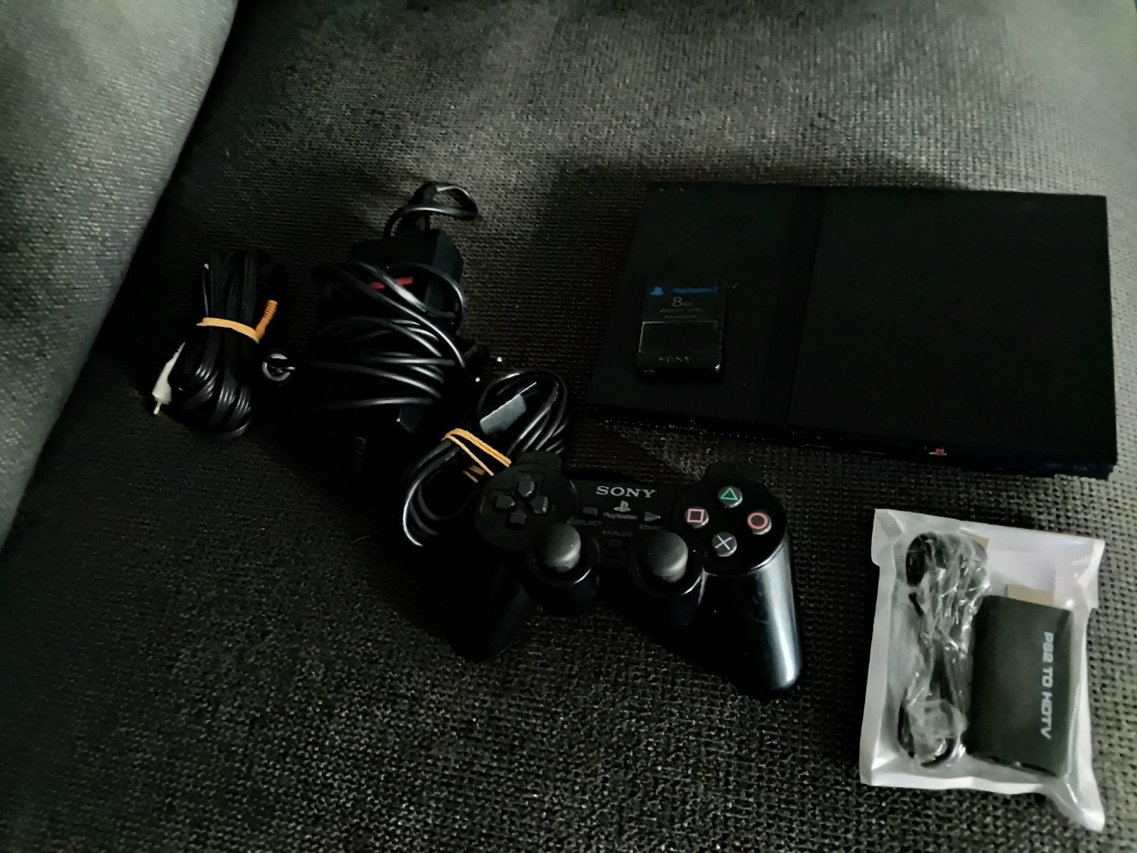 PlayStation 2 slim met geheugenkaart controller en voeding, Games en Spelcomputers, Verzenden, Zwart, Zo goed als nieuw, Met geheugenkaart