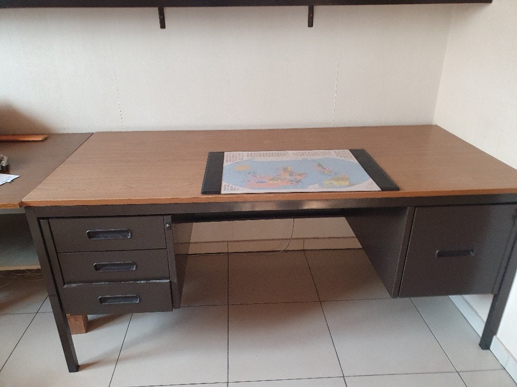 bureau, Huis en Inrichting, Gebruikt, Metaal, Bruin, Overige merken