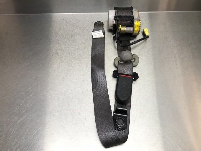 CEINTURE DE SECURITE AVANT DROIT Suzuki Alto (RF410), Utilisé, Suzuki