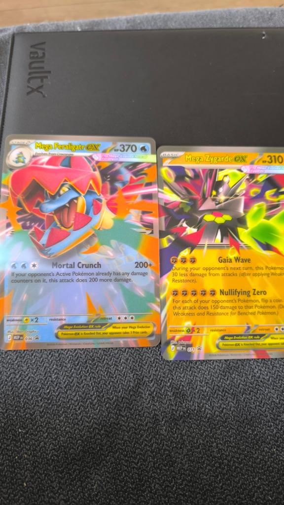 Pokemon binder met hits, Ophalen