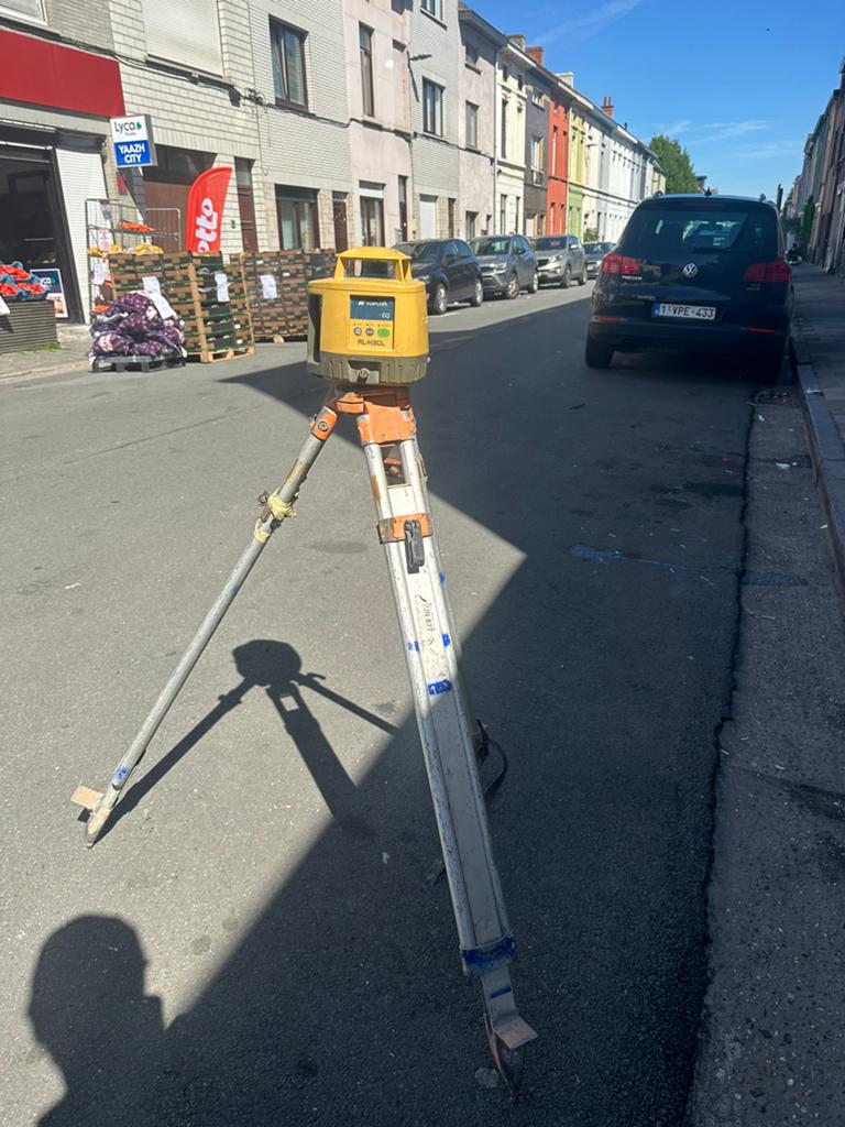 TOPCON RL-H3CL bouwlaser, Doe-het-zelf en Bouw, Meetapparatuur, Ophalen, Zo goed als nieuw