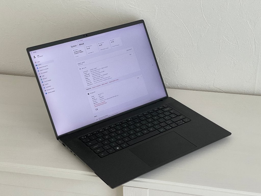 DELL PRECISION 5680 LAPTOP, Ophalen, Gebruikt, Qwerty, Intel Core i7 processor