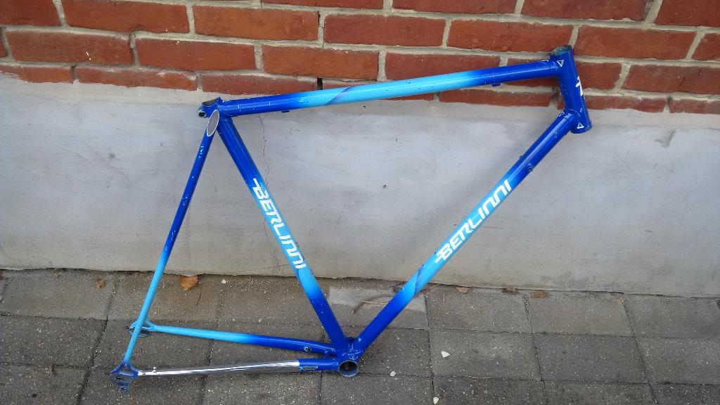 berlinni retro frame, Fietsen en Brommers, Fietsen | Heren | Sportfietsen en Toerfietsen, 28 inch, Gebruikt, Velgrem, 53 tot 57 cm