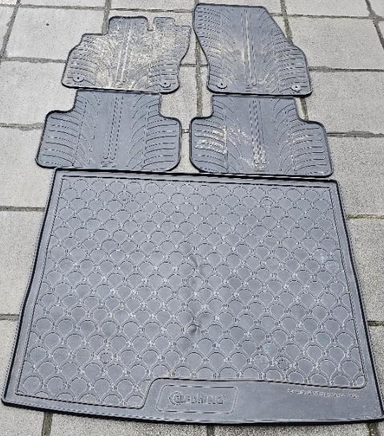 Tapis auto, Enlèvement ou Envoi, Utilisé
