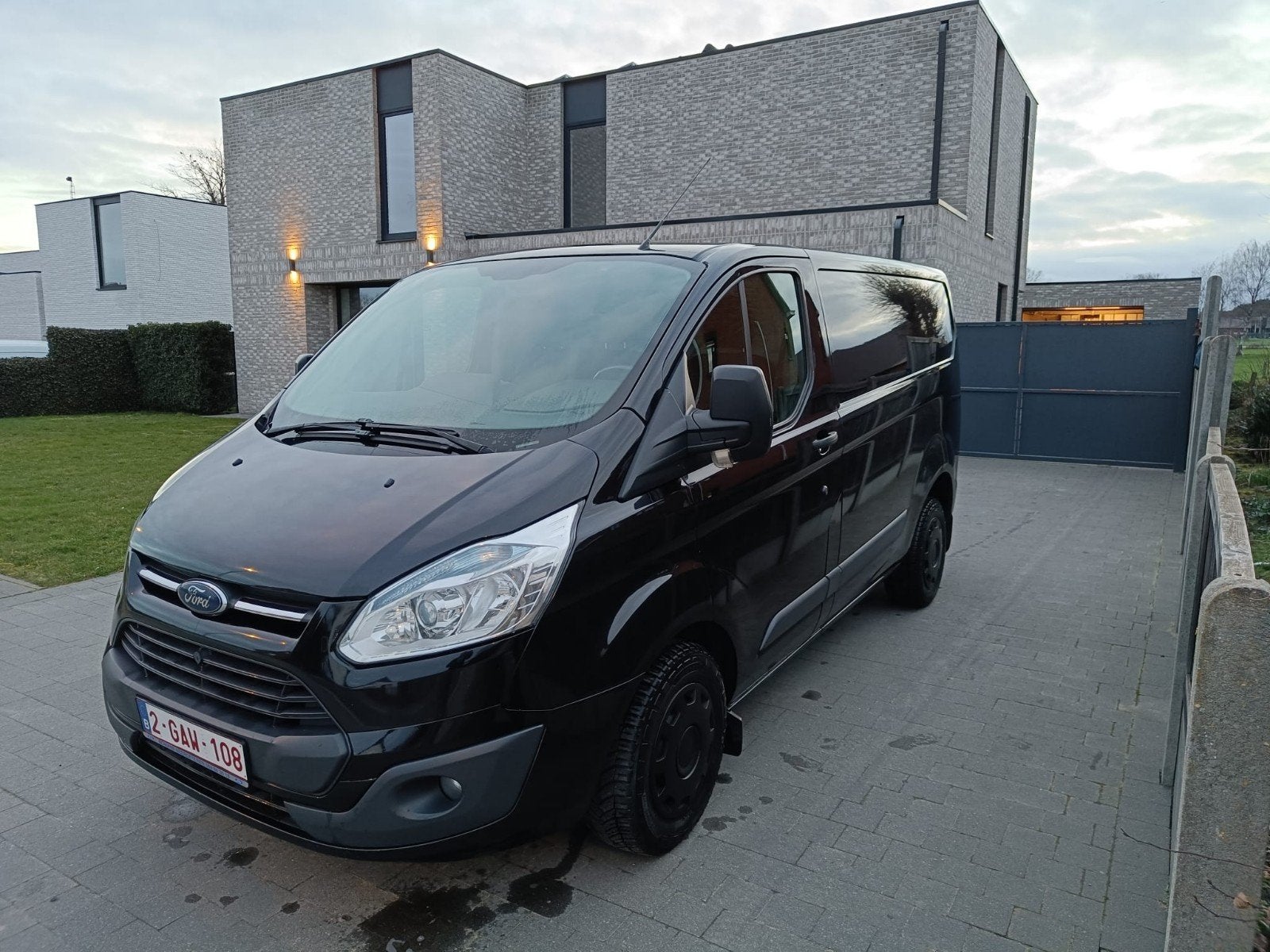 Ford transit custom 2.2 tcdi, Auto's, Voorwielaandrijving, Euro 5, Stof, Zwart