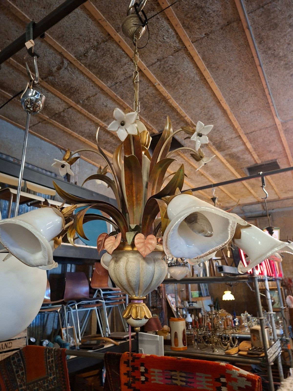 Florentine Baroque Chandelier, Ophalen