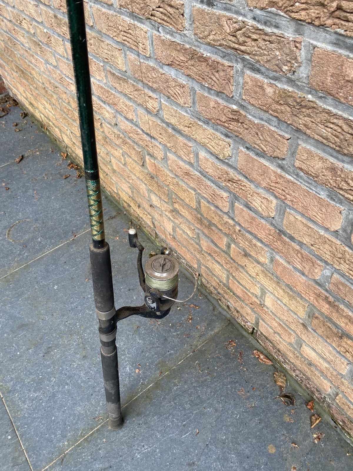 Vishengels, Ophalen, Zo goed als nieuw