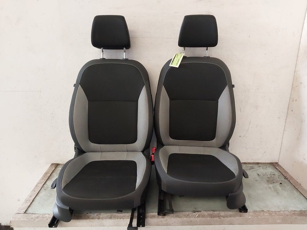 INTERIEUR Skoda Fabia III (NJ3) (|2K0881106G|), Auto-onderdelen, Interieur en Bekleding, Gebruikt, Info@skoda-auto.de, Skoda, Max-Planck-Straße  3-5
64331  Weiterstadt, DE