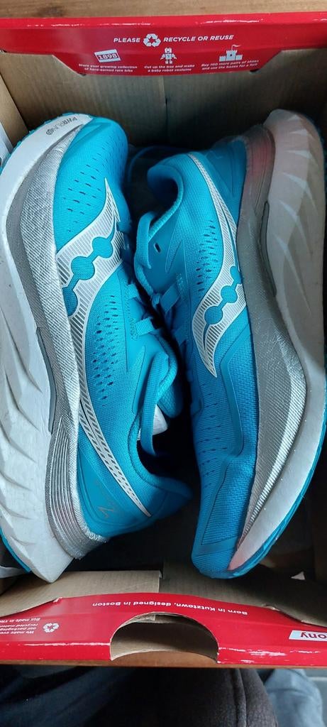 Saucony Endorphin Speed 4, Sports & Fitness, Course, Jogging & Athlétisme, Course à pied, Enlèvement ou Envoi, Chaussures de course à pied