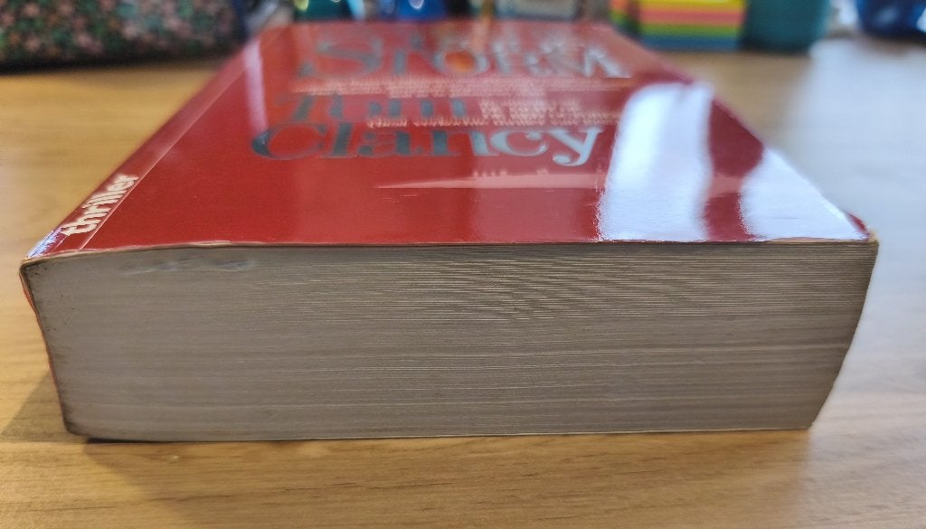 Boek Tom Clancy: Operatie Rode Storm, Boeken, Gelezen, België, Tom Clancy, Ophalen of Verzenden