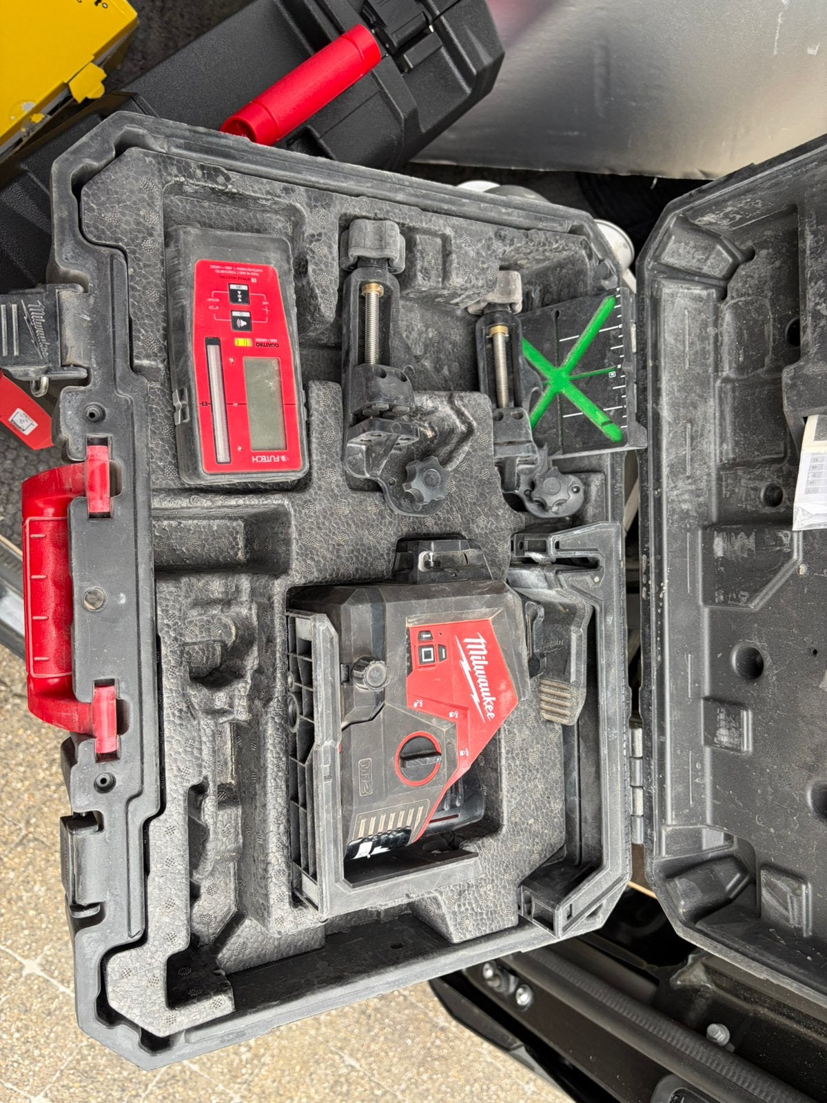 Laser Milwaukee, Bricolage & Construction, Enlèvement, Utilisé