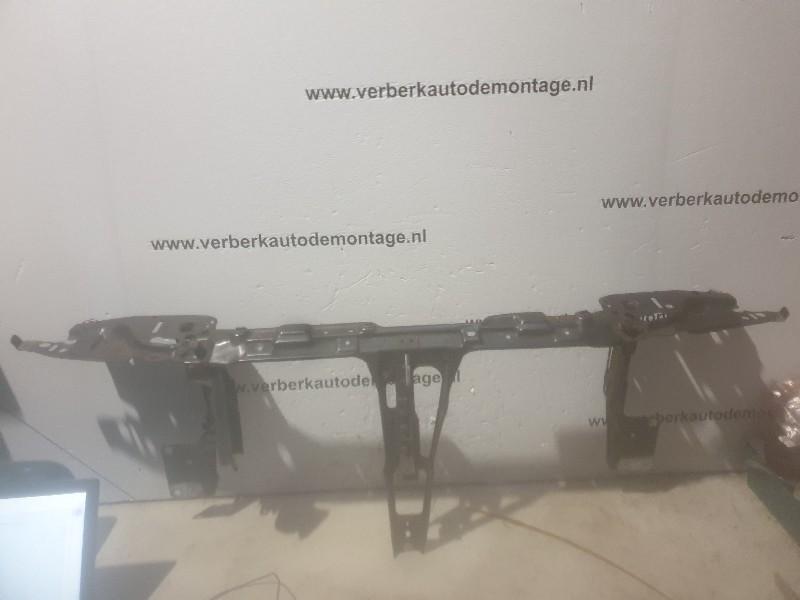 FACE AVANT Audi 80 (B4) Sedan 1.9 TD (AAZ) (01-1991/12-1995), Utilisé, Audi