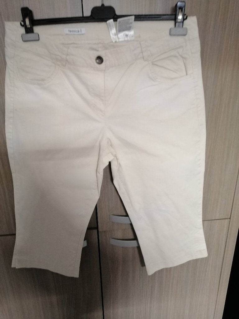 beige 3/4 broek C&A YESSICA mt 48, Beige, Maat 46/48 (XL) of groter, Ophalen of Verzenden, Zo goed als nieuw