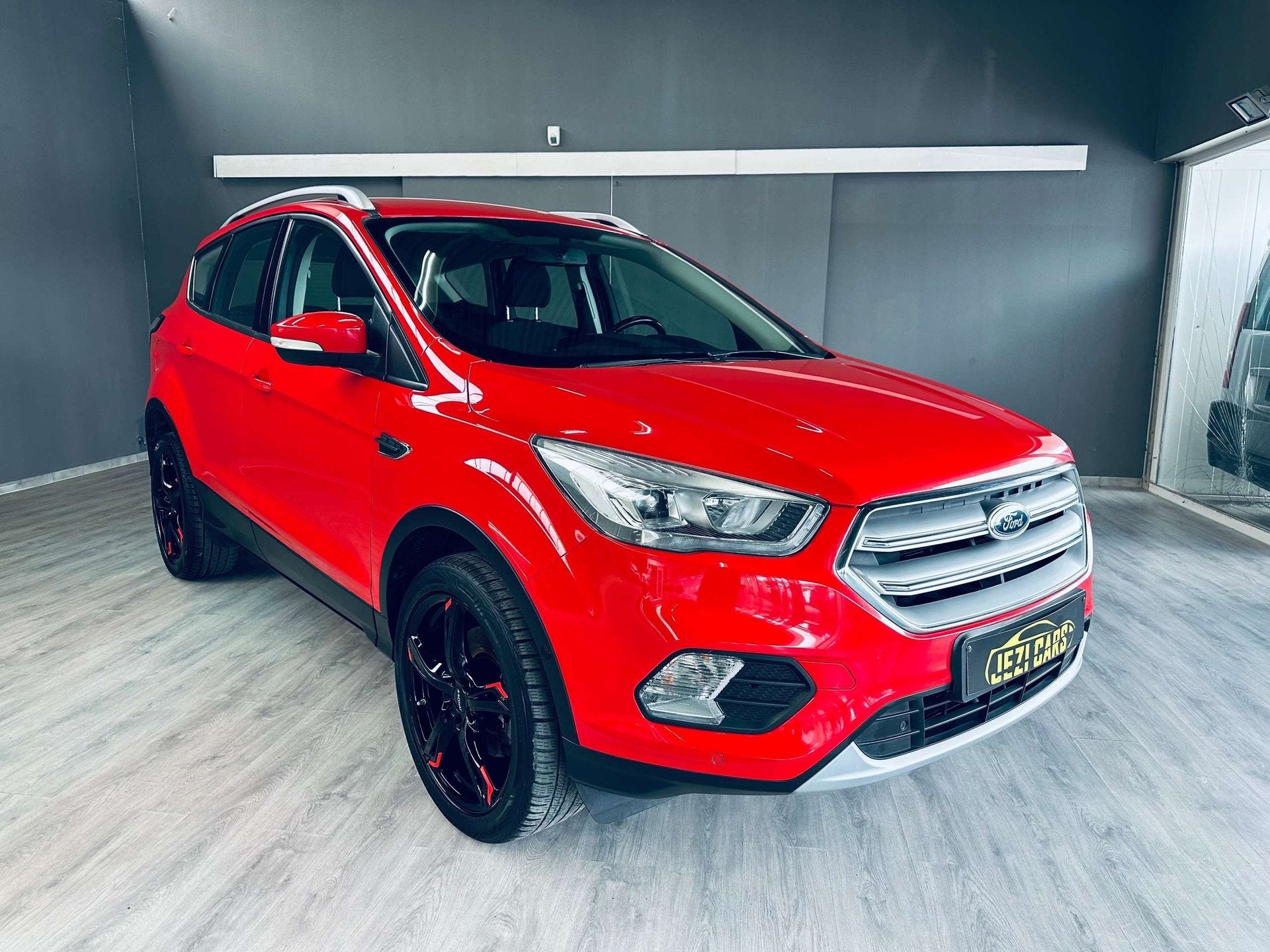 Ford Kuga Kuga 1.5 TDCi ECO FWD Titanium (EU6.2) * 1 Jaar Ga, Auto's, Ford, Stof, 4 cilinders, 115 g/km, Bedrijf