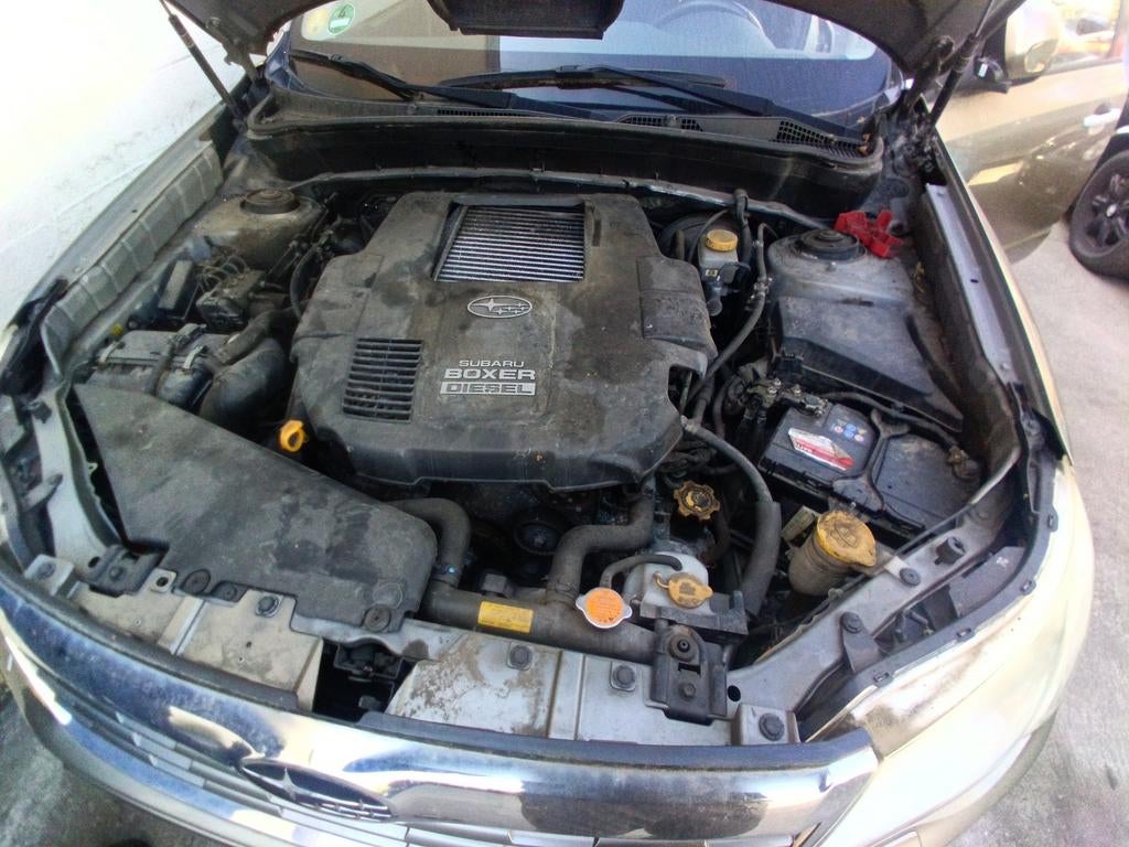 subaru, Auto's, Voorwielaandrijving, Verwarmde buitenspiegels, Zwart, 4 cilinders