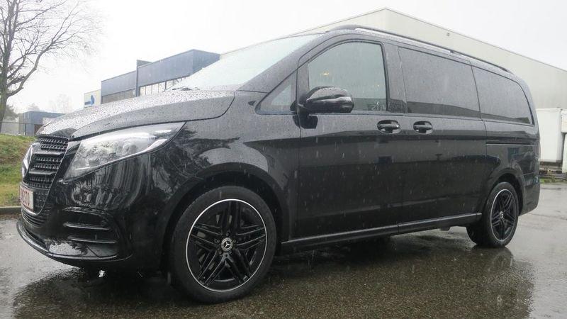 Mercedes-Benz V 250 140kW 6800km 2025, Auto's, Automaat, Gebruikt, Zwart, Leder