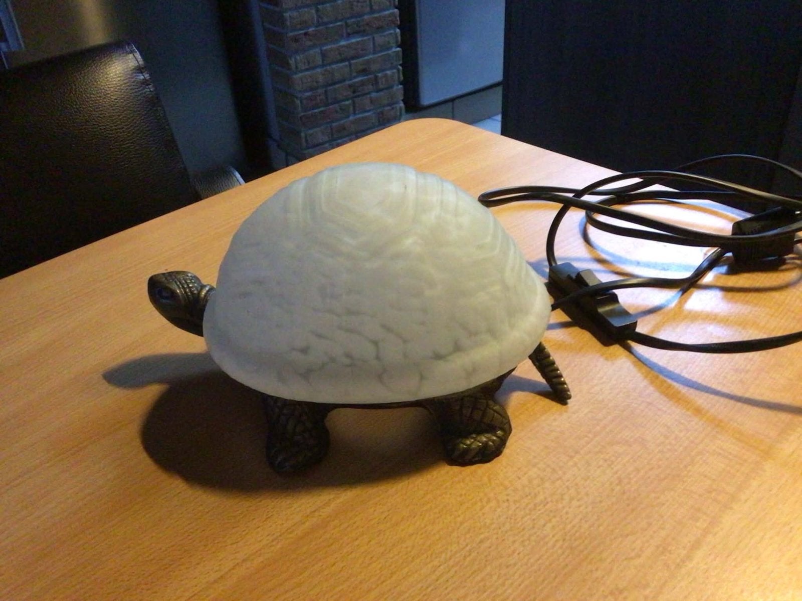Vloerlamp in brons en glas prijs 50€ schildpad/ 35€ ananas, Ophalen, Zo goed als nieuw, Glas