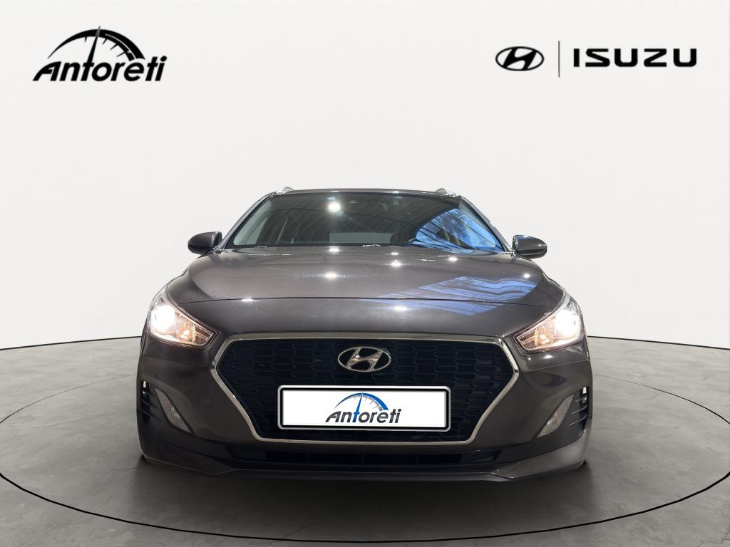 Hyundai i30 SW 1.4i Air, Autos, Hyundai, Argent ou Gris, Achat, 140 g/km, Euro 6