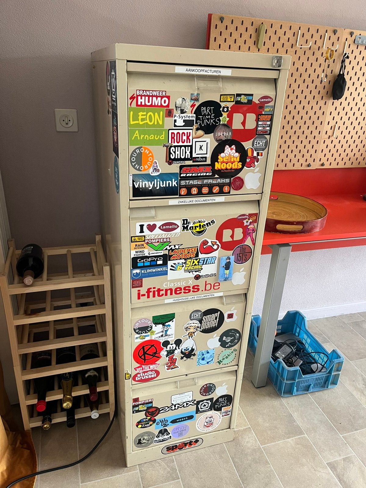 Archiefkast, Ophalen, Zo goed als nieuw