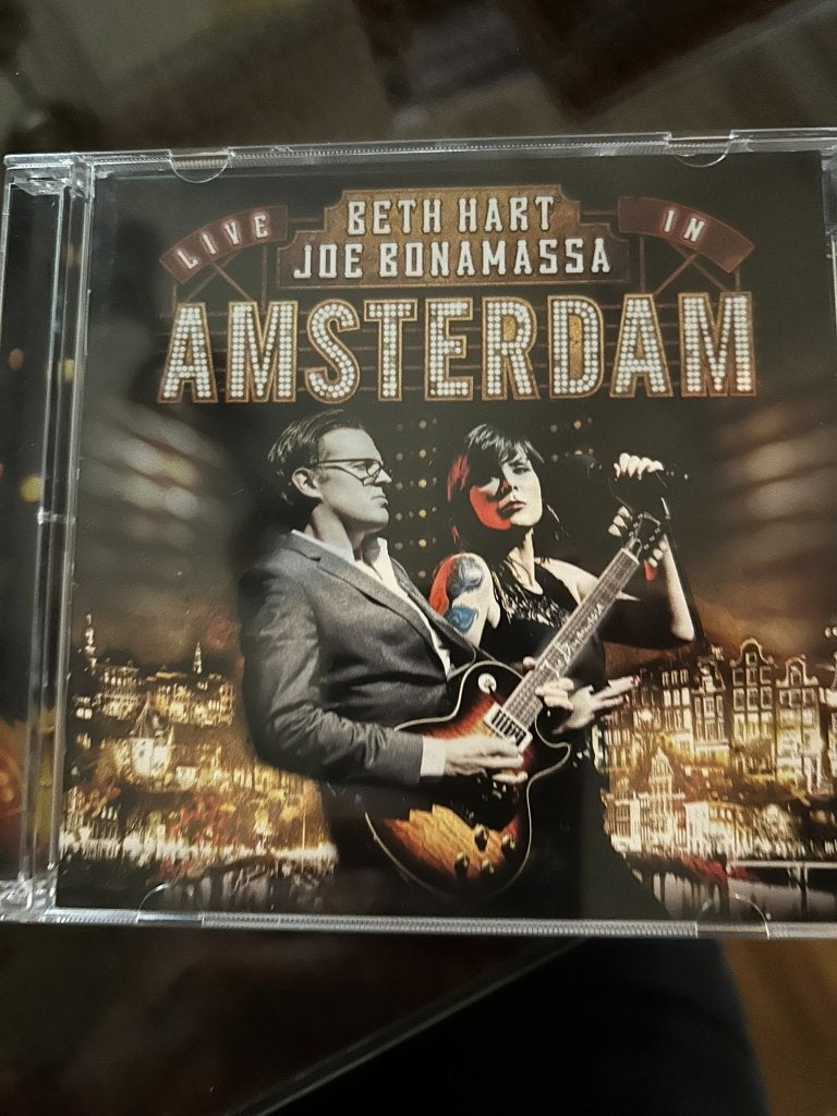 bluescd: Joe Bonamassa & Beth Hart  Live in Amsterdam, Cd's en Dvd's, Bluesrock, Ophalen of Verzenden, Zo goed als nieuw, Live-album