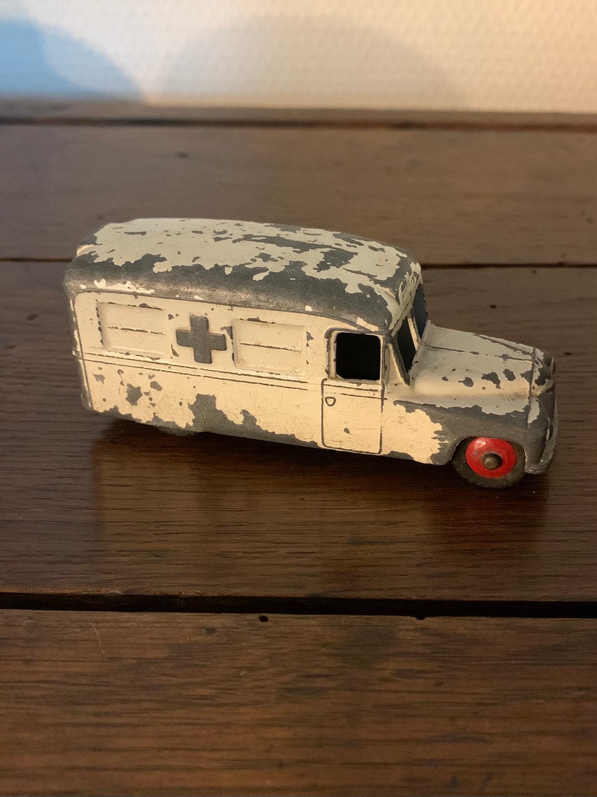 Dinky Toys ambulance Daimler, Verzamelen, Ophalen of Verzenden