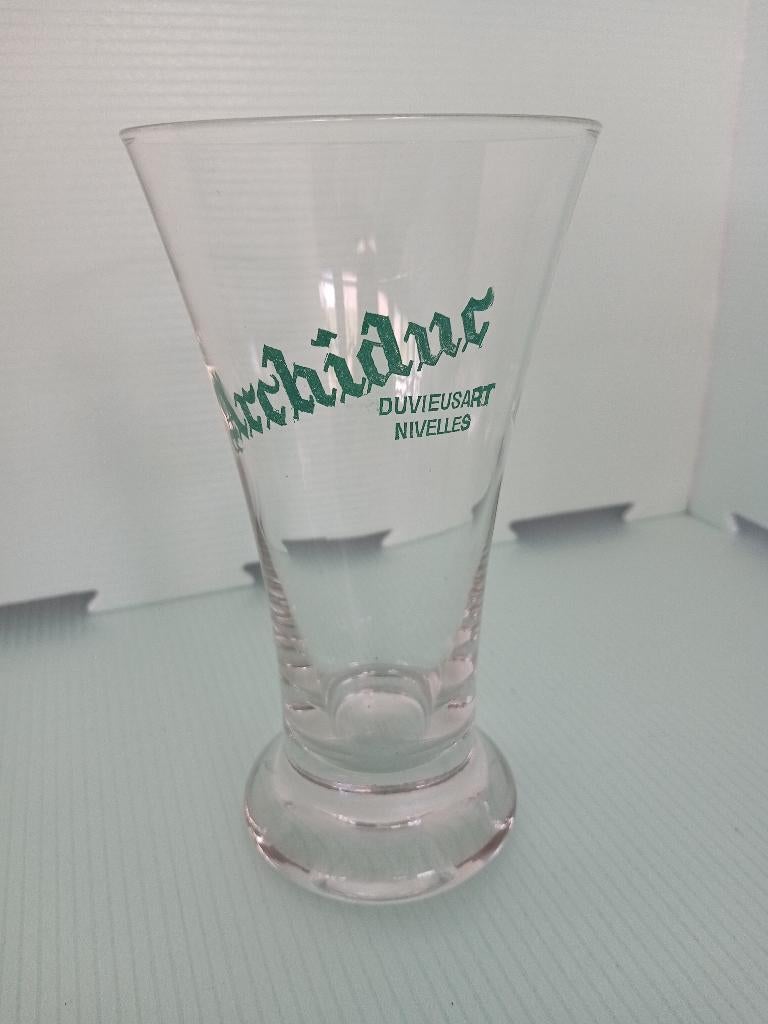 Ancien verre évasé ARCHIDUC Duvieusart Nivelles, Enlèvement ou Envoi, Comme neuf, Verre ou Verres, Autres marques