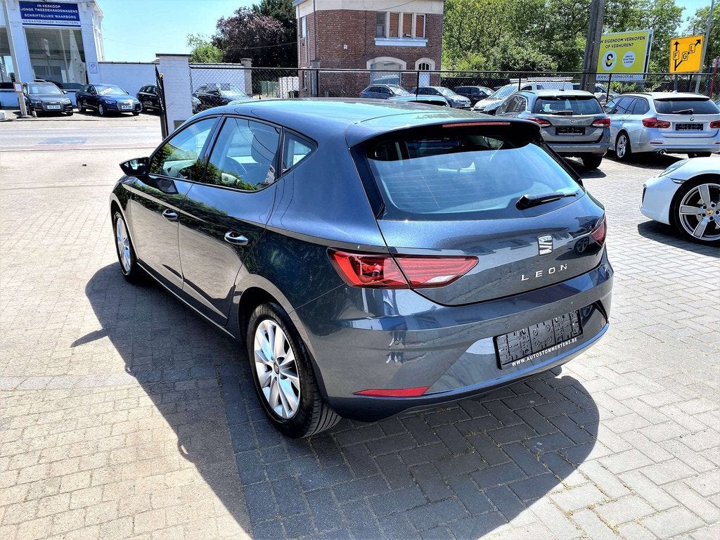 SEAT Leon Leon 1.0 TSI Ecomotive DSG OPF Style/Navi/pdc V&A, Gebruikt, Lichtsensor, Bedrijf, 5 deurs