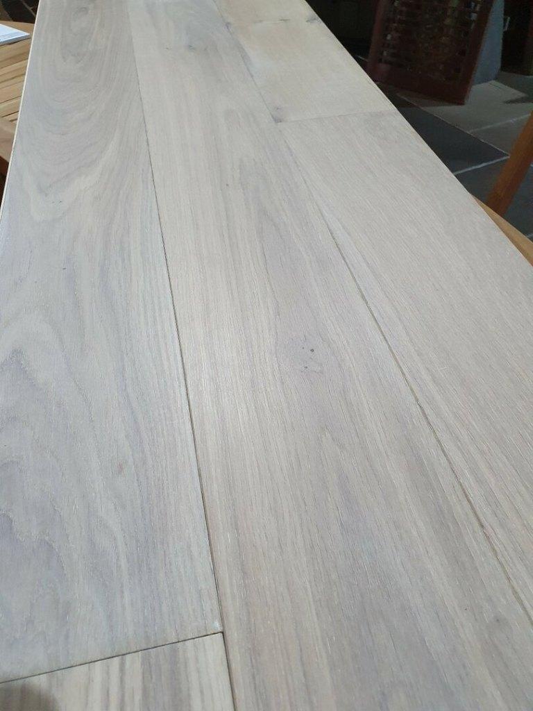PARQUET EN BOIS ; 119,07 M2 DE PARQUET EN CHÊNE HUILÉ BLANC, Jardin & Terrasse, Enlèvement, Blanc