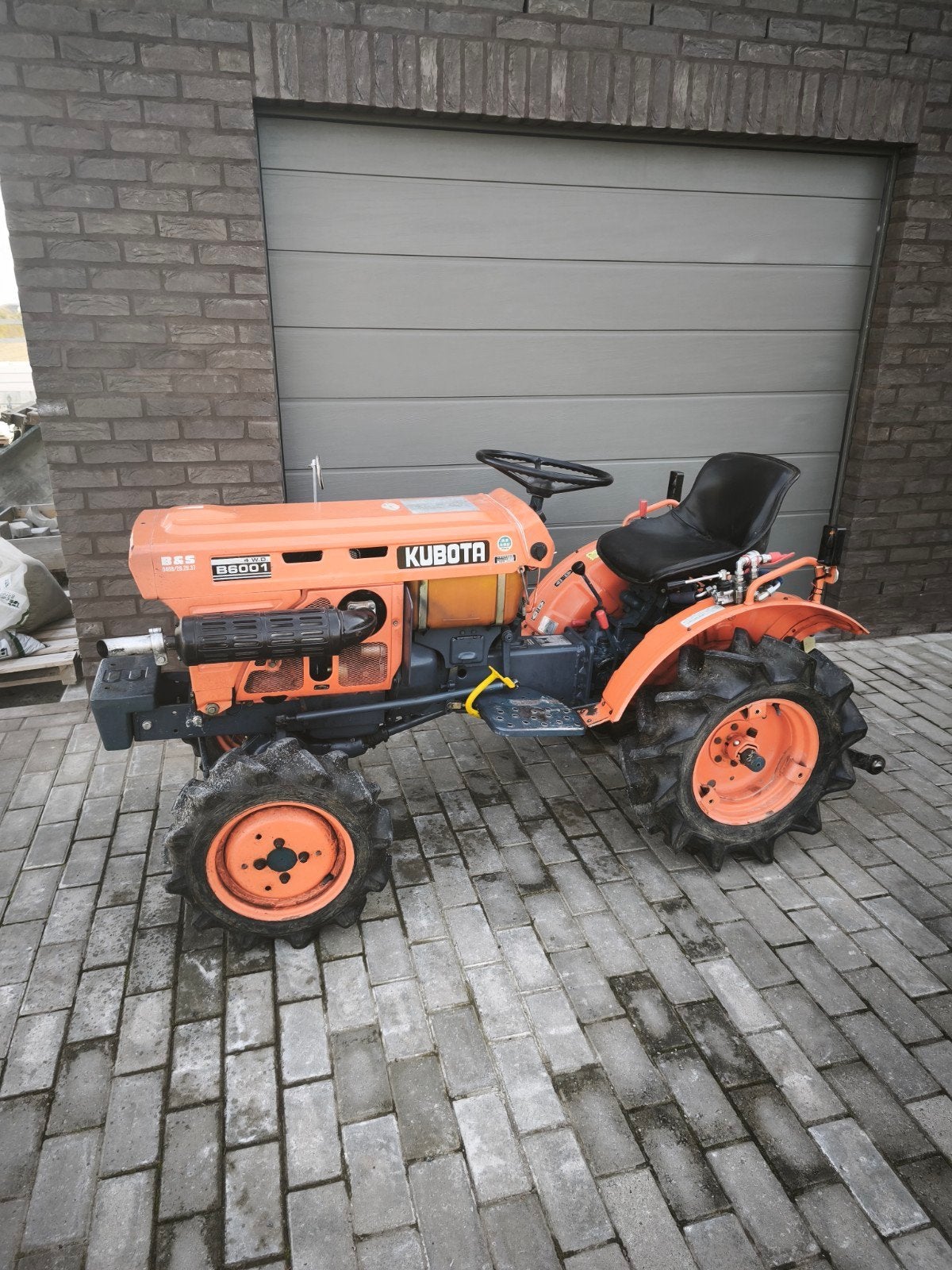 Kubota B6001, Enlèvement, Utilisé, Autres marques