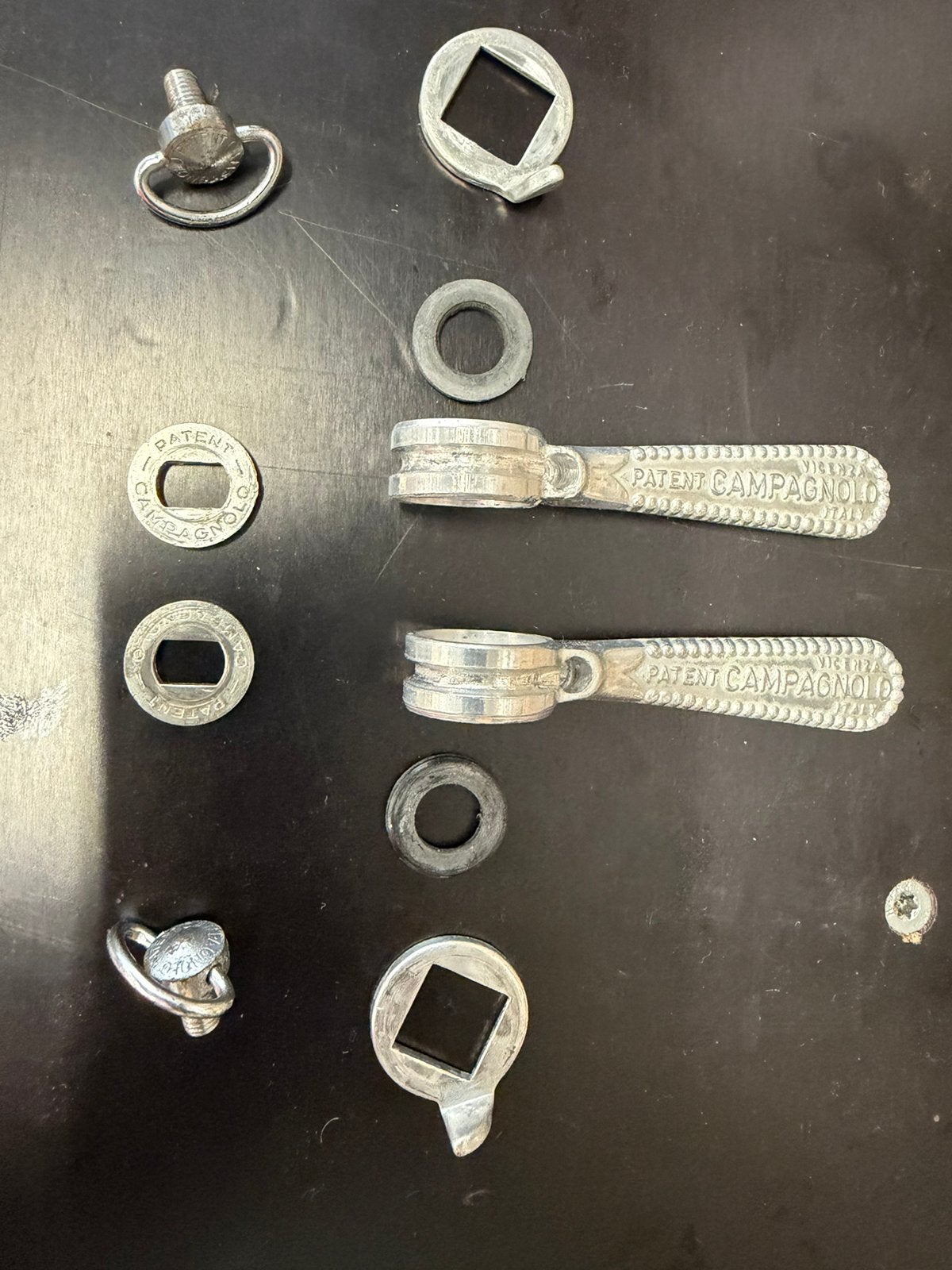 Campagnolo nuovo record shifters, Ophalen