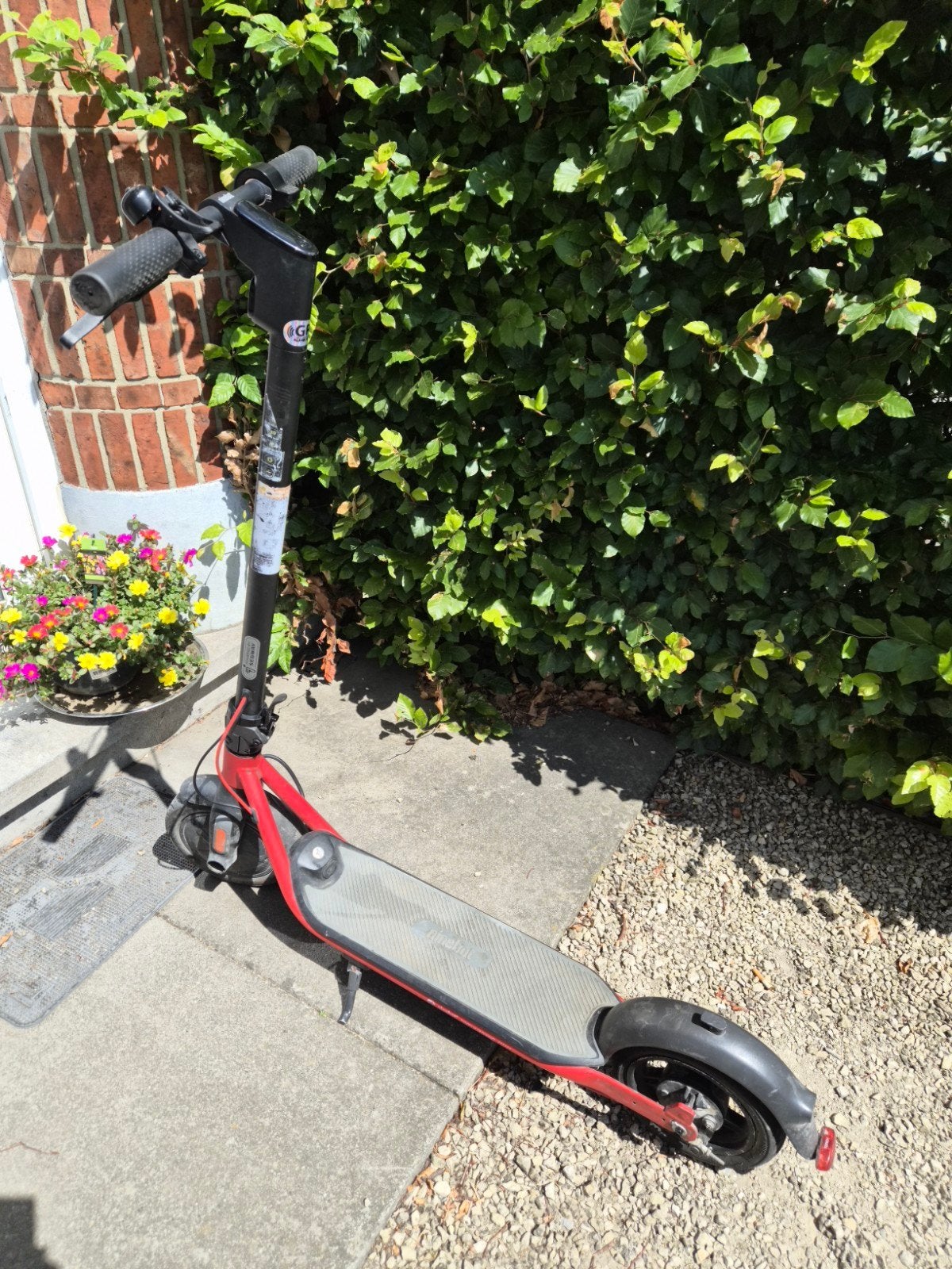 trotinette electrique rouge, Enlèvement
